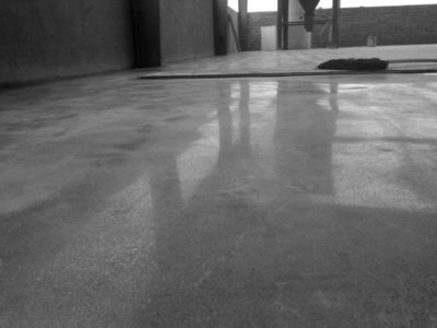 惠州水泥地面翻新與固化地坪防撞解決方案